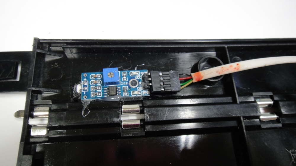 SlotCarTrackSensor11
